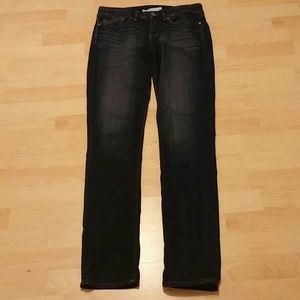 Yummie skinny jean size 28